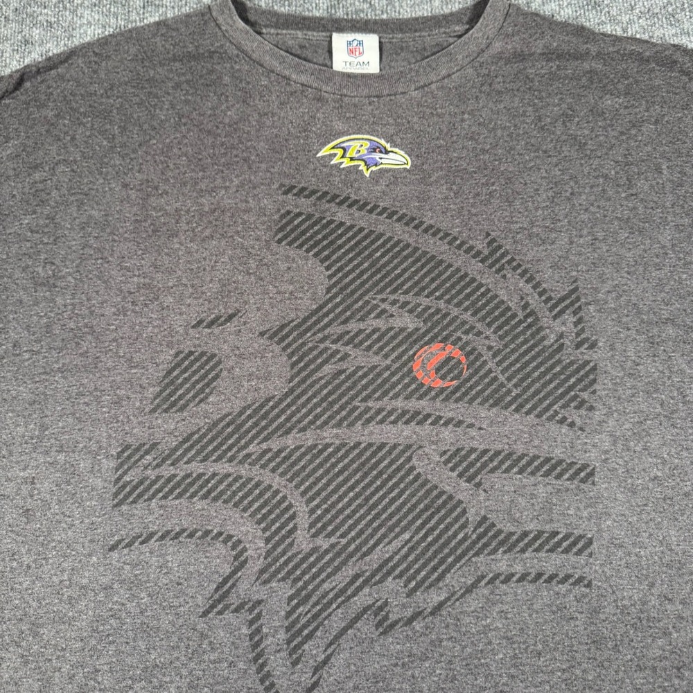 NFL Team Apparel Baltimore Ravens Graphic T-Shirt Mens 3XL Charcoal Grey Logo